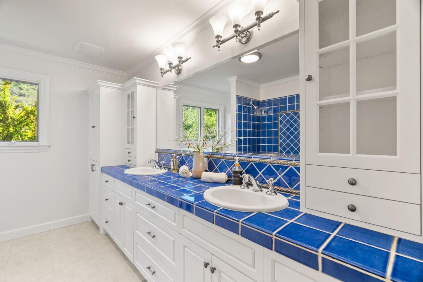 Detail Gallery Image 37 of 84 For 15651 Kennedy Rd, Los Gatos,  CA 95032 - 4 Beds | 4 Baths