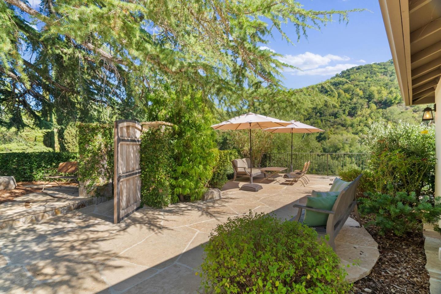 Detail Gallery Image 7 of 84 For 15651 Kennedy Rd, Los Gatos,  CA 95032 - 4 Beds | 4 Baths