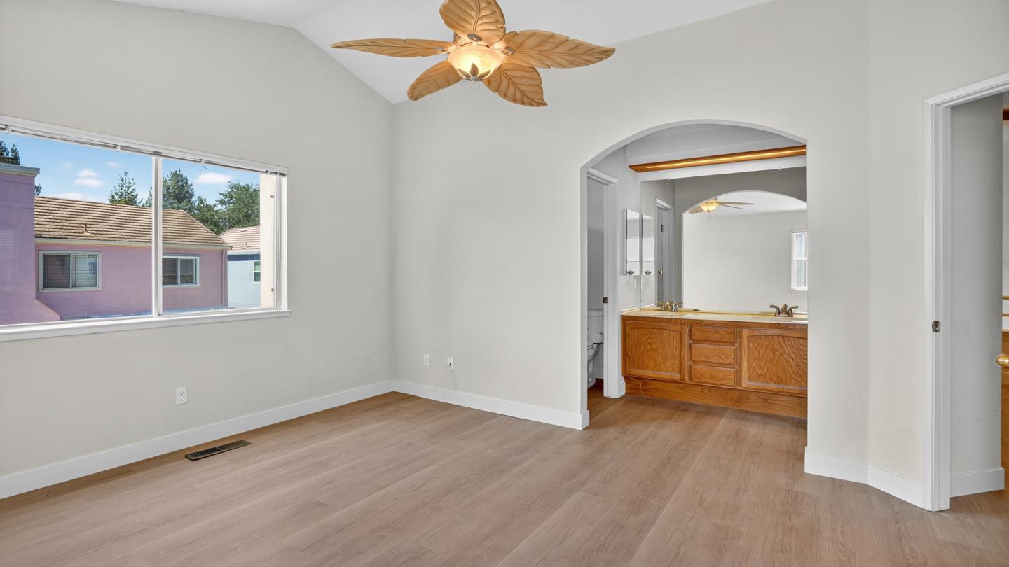 Detail Gallery Image 23 of 38 For 7347 Forsum Rd, San Jose,  CA 95138 - 3 Beds | 2/1 Baths