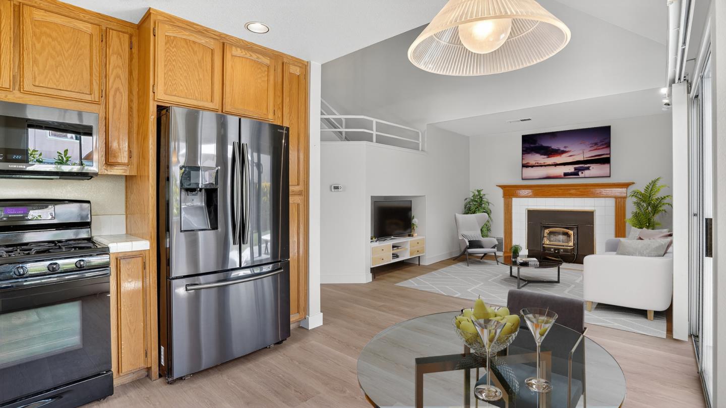 Detail Gallery Image 3 of 38 For 7347 Forsum Rd, San Jose,  CA 95138 - 3 Beds | 2/1 Baths