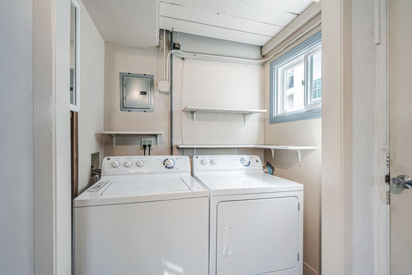 Detail Gallery Image 32 of 40 For 3993 Pasadena Dr, San Mateo,  CA 94403 - 3 Beds | 1 Baths