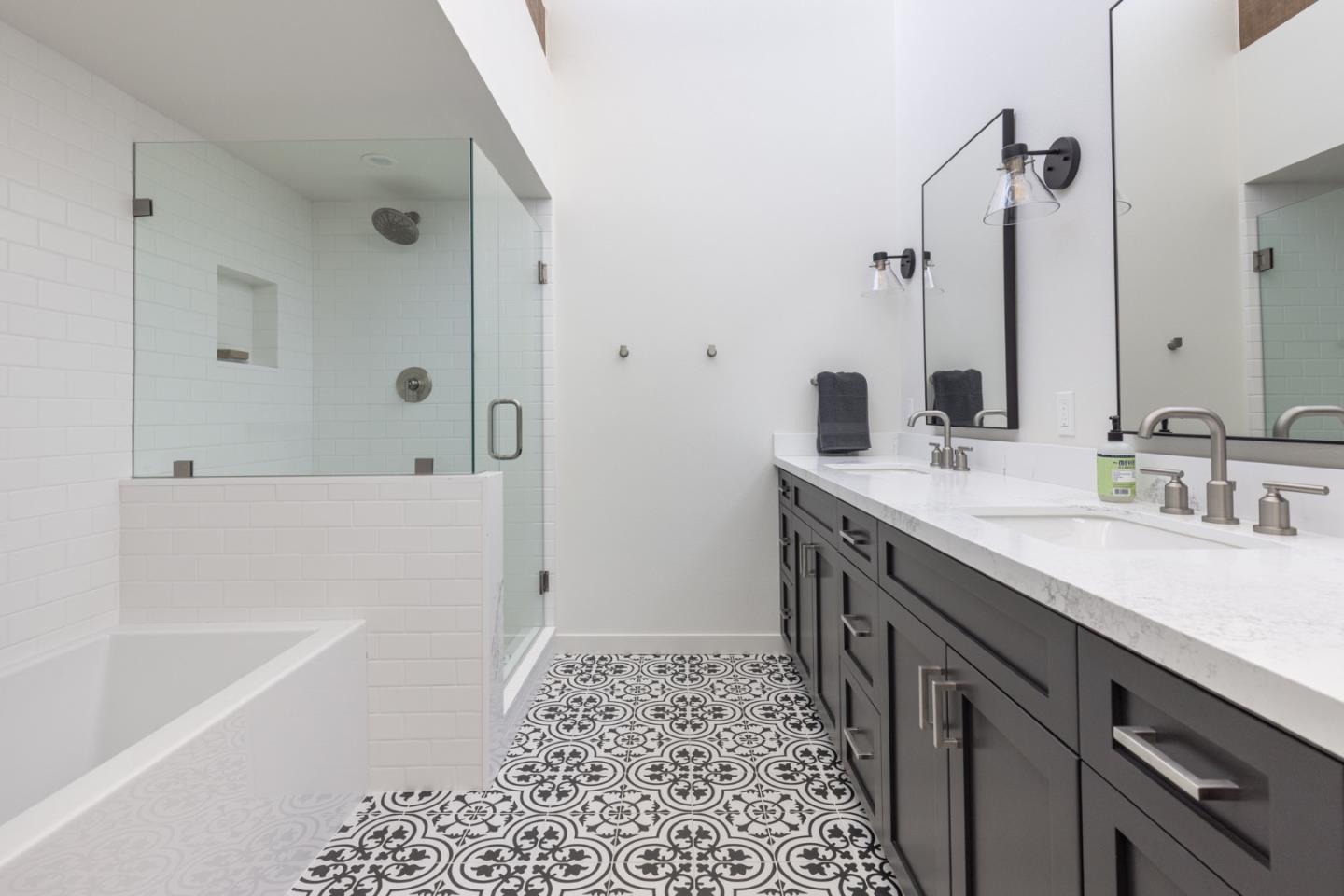 Detail Gallery Image 18 of 25 For 28086 Barn Way, Carmel,  CA 93923 - 3 Beds | 3/1 Baths