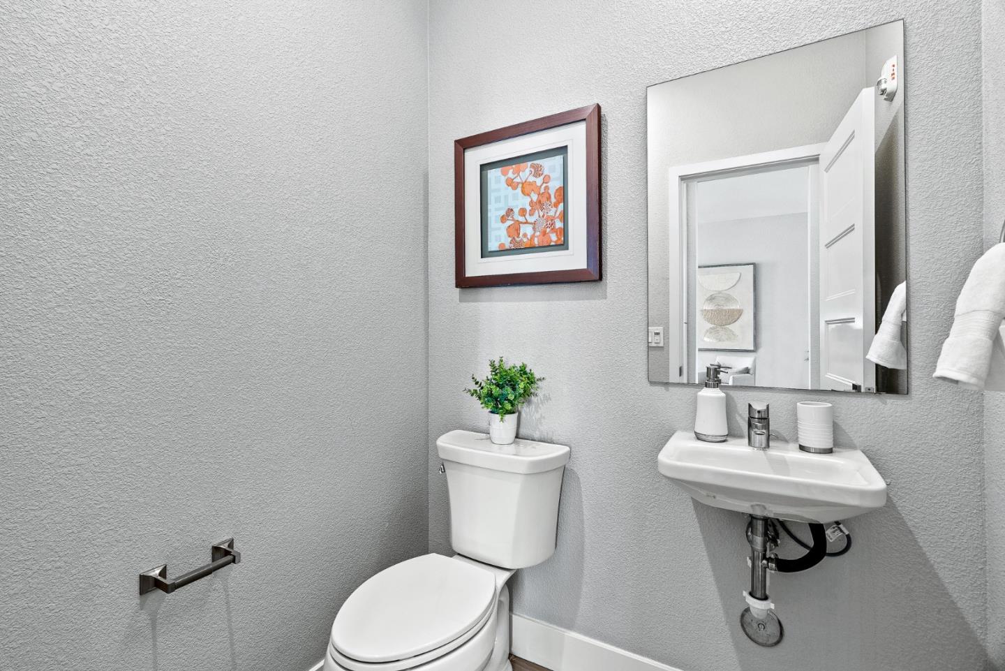 Detail Gallery Image 26 of 57 For 417 Santo Domingo Ter, Sunnyvale,  CA 94085 - 4 Beds | 3 Baths