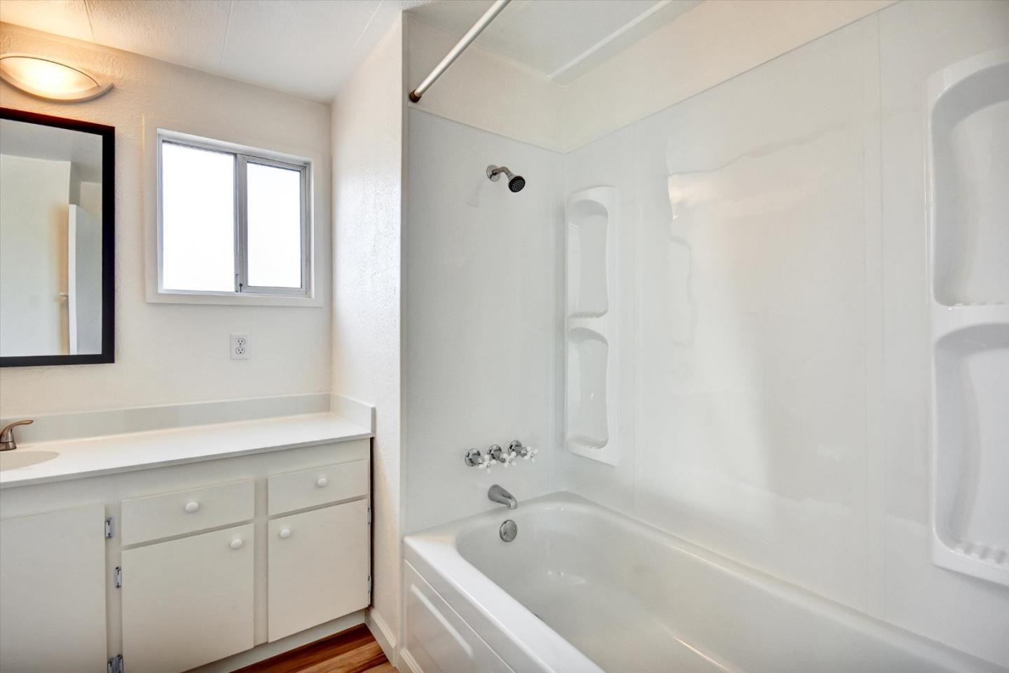 Detail Gallery Image 30 of 53 For 17 Pepperwood Way #17,  Soquel,  CA 95073 - 2 Beds | 2 Baths