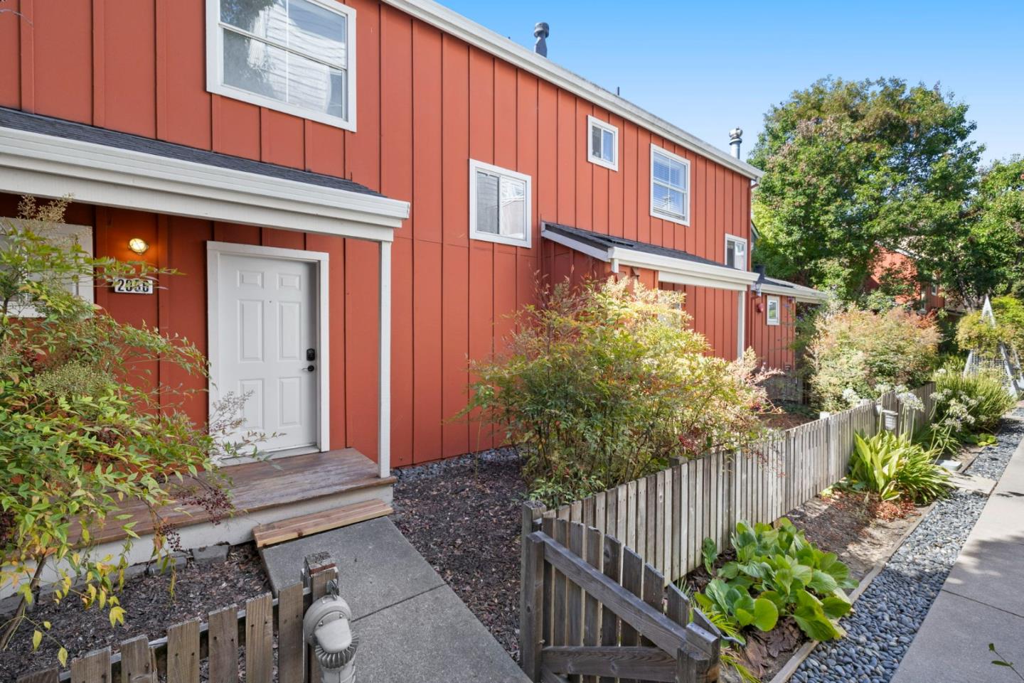 Detail Gallery Image 42 of 60 For 2086 S Delaware St, San Mateo,  CA 94403 - 2 Beds | 1/1 Baths