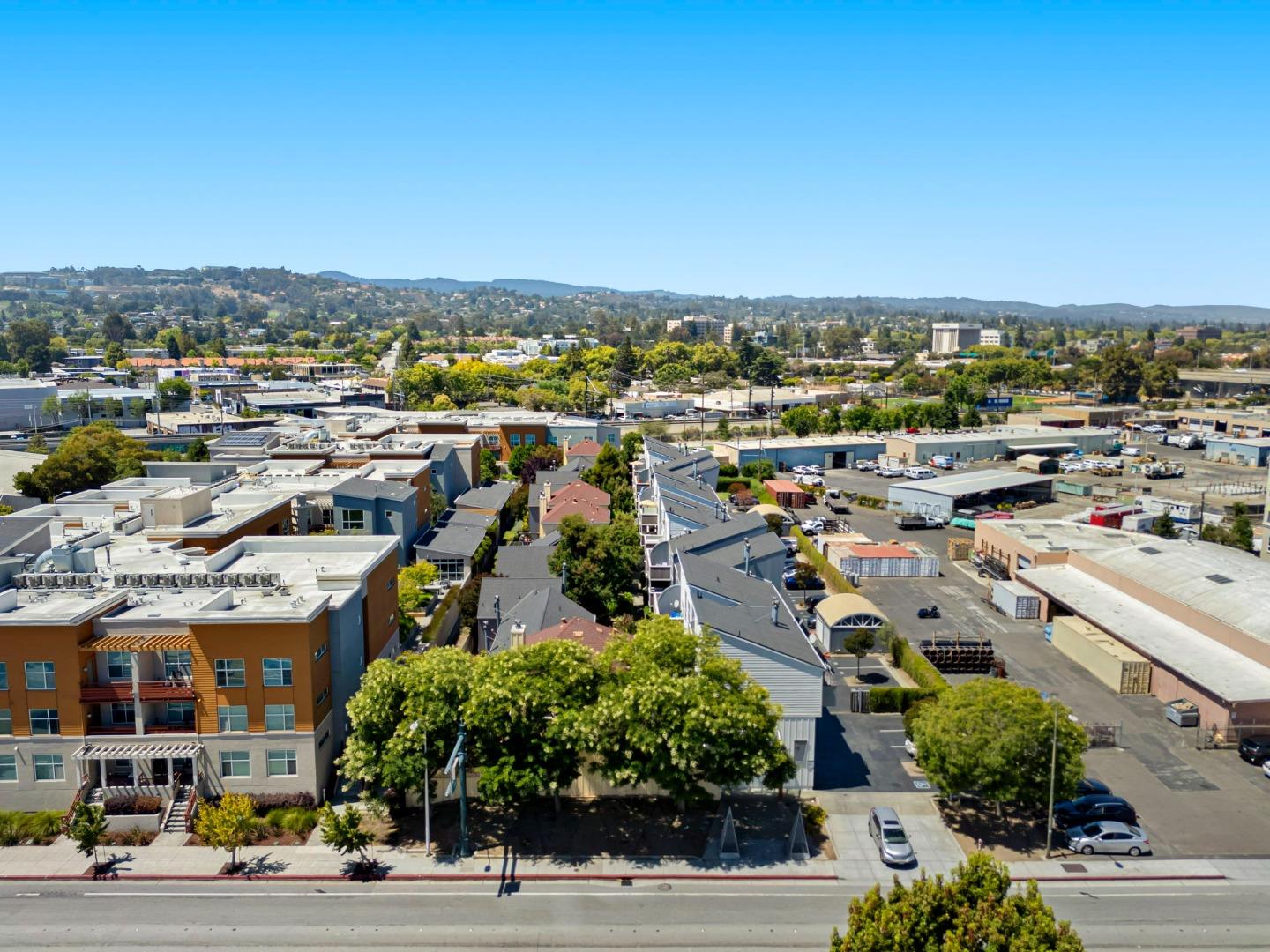 Detail Gallery Image 50 of 60 For 2086 S Delaware St, San Mateo,  CA 94403 - 2 Beds | 1/1 Baths