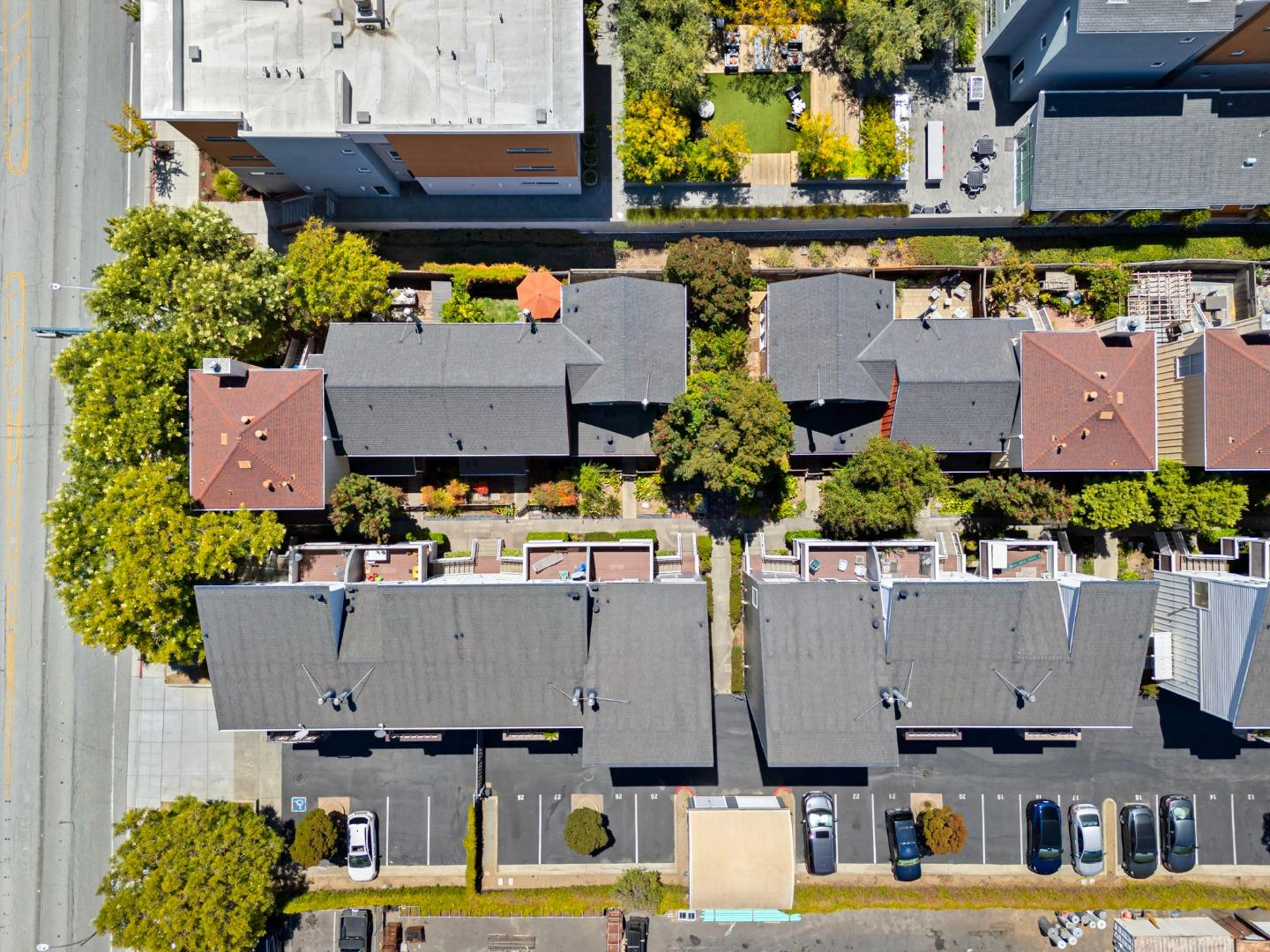 Detail Gallery Image 54 of 60 For 2086 S Delaware St, San Mateo,  CA 94403 - 2 Beds | 1/1 Baths