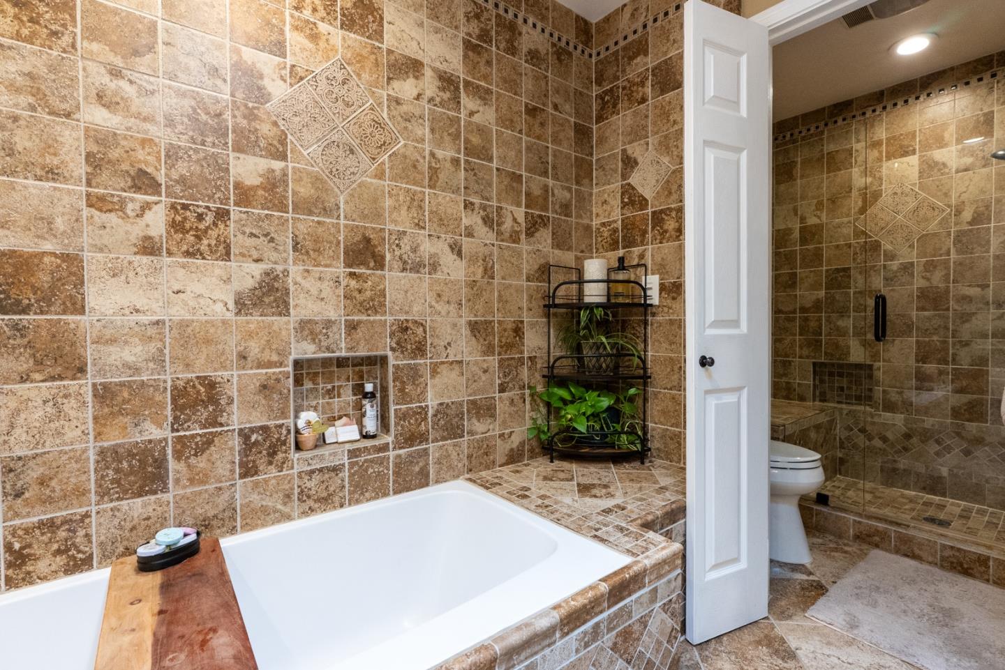 Detail Gallery Image 27 of 44 For 8386 Riesling Way, San Jose,  CA 95135 - 2 Beds | 2 Baths