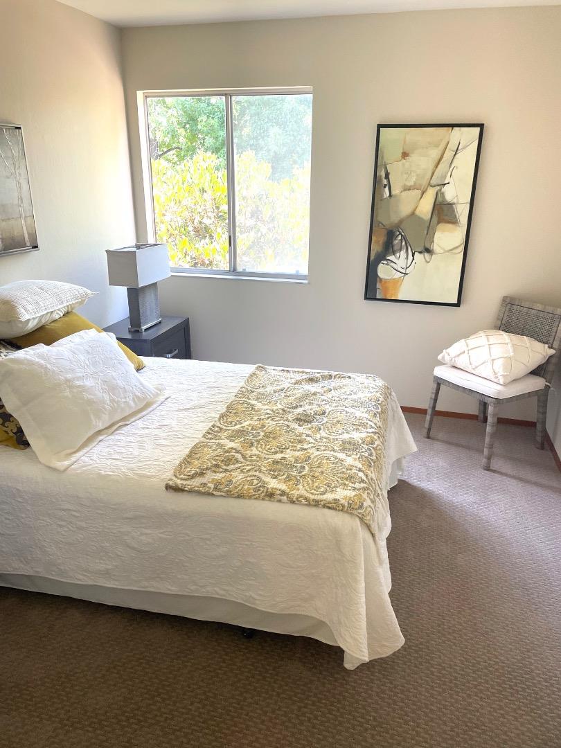 Detail Gallery Image 17 of 24 For 1350 Merrivale West Sq, San Jose,  CA 95117 - 2 Beds | 2 Baths