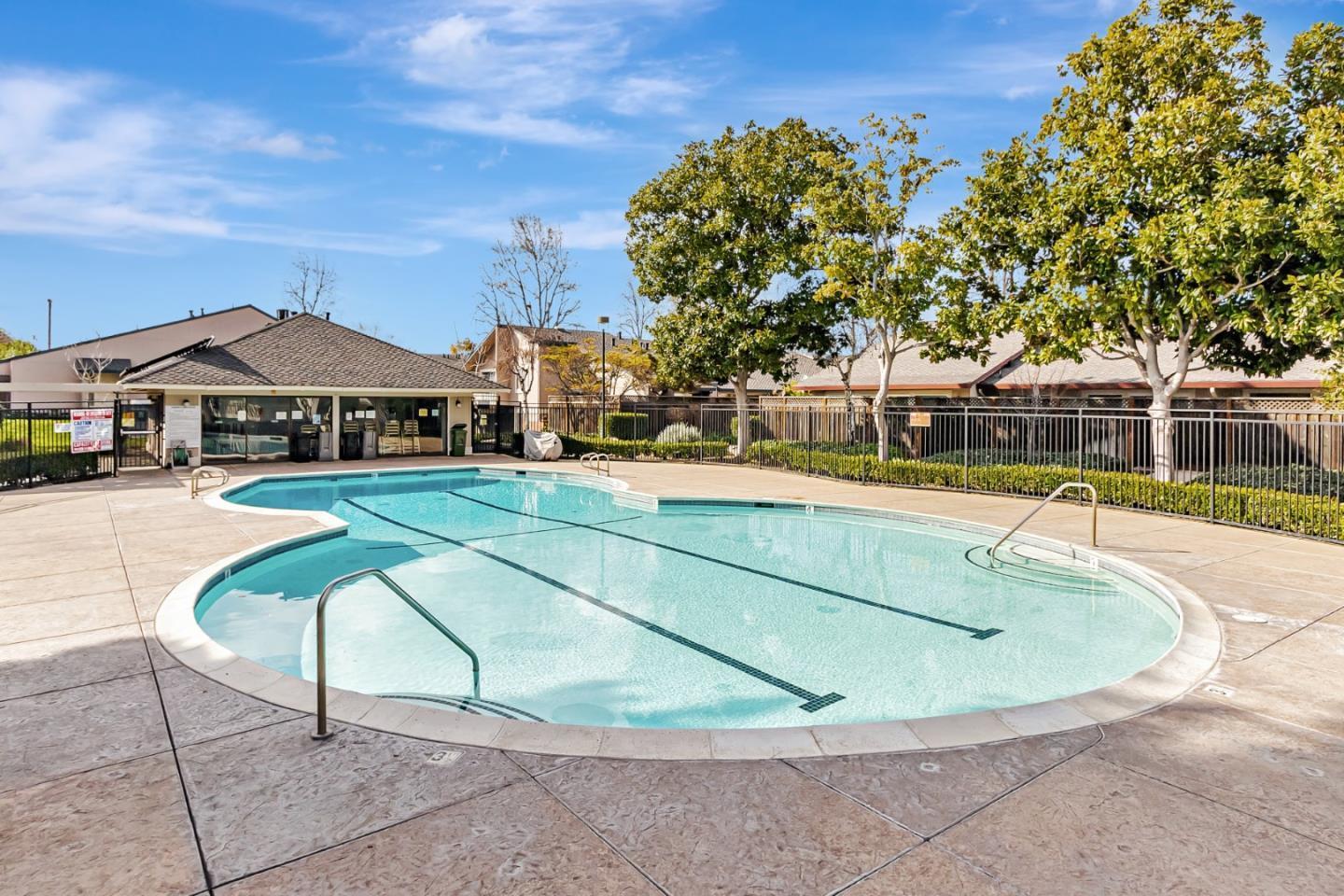 Detail Gallery Image 24 of 24 For 1350 Merrivale West Sq, San Jose,  CA 95117 - 2 Beds | 2 Baths
