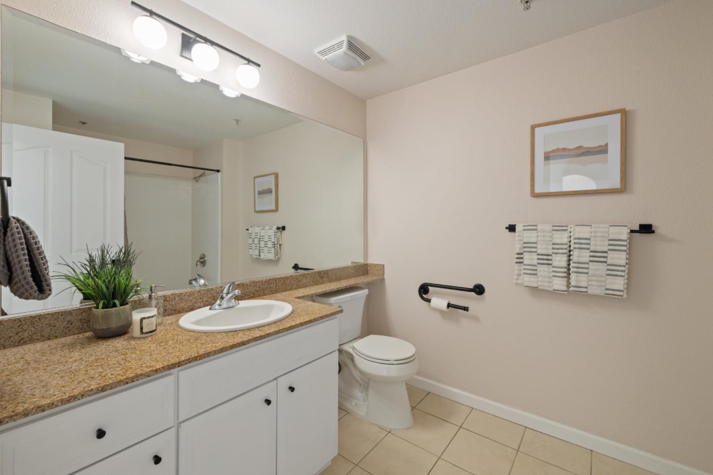 Detail Gallery Image 19 of 42 For 801 S Winchester Blvd #2402,  San Jose,  CA 95128 - 2 Beds | 2 Baths
