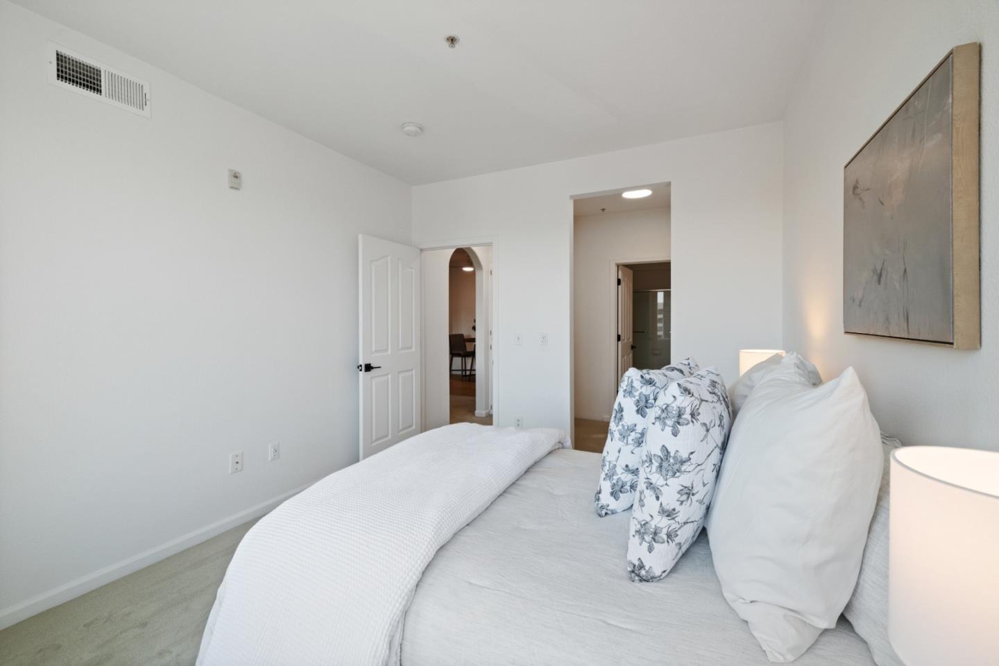 Detail Gallery Image 22 of 42 For 801 S Winchester Blvd #2402,  San Jose,  CA 95128 - 2 Beds | 2 Baths