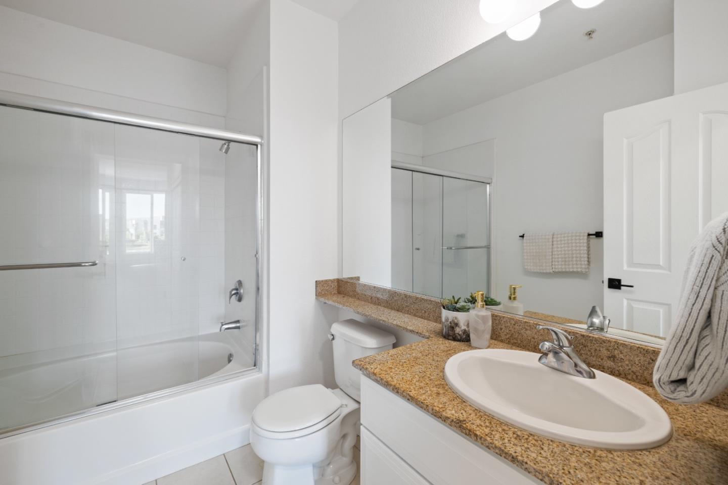 Detail Gallery Image 24 of 42 For 801 S Winchester Blvd #2402,  San Jose,  CA 95128 - 2 Beds | 2 Baths
