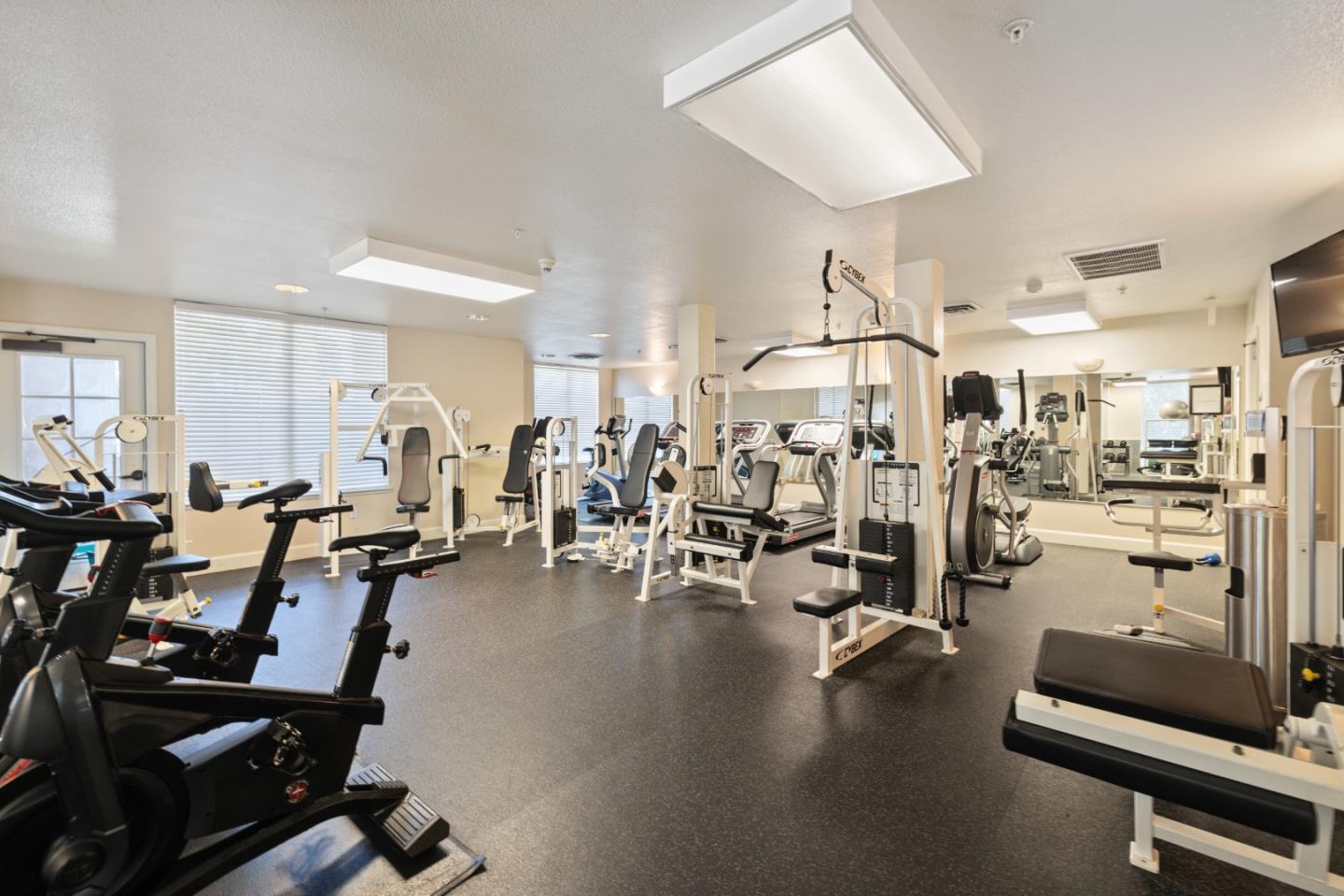Detail Gallery Image 4 of 42 For 801 S Winchester Blvd #2402,  San Jose,  CA 95128 - 2 Beds | 2 Baths