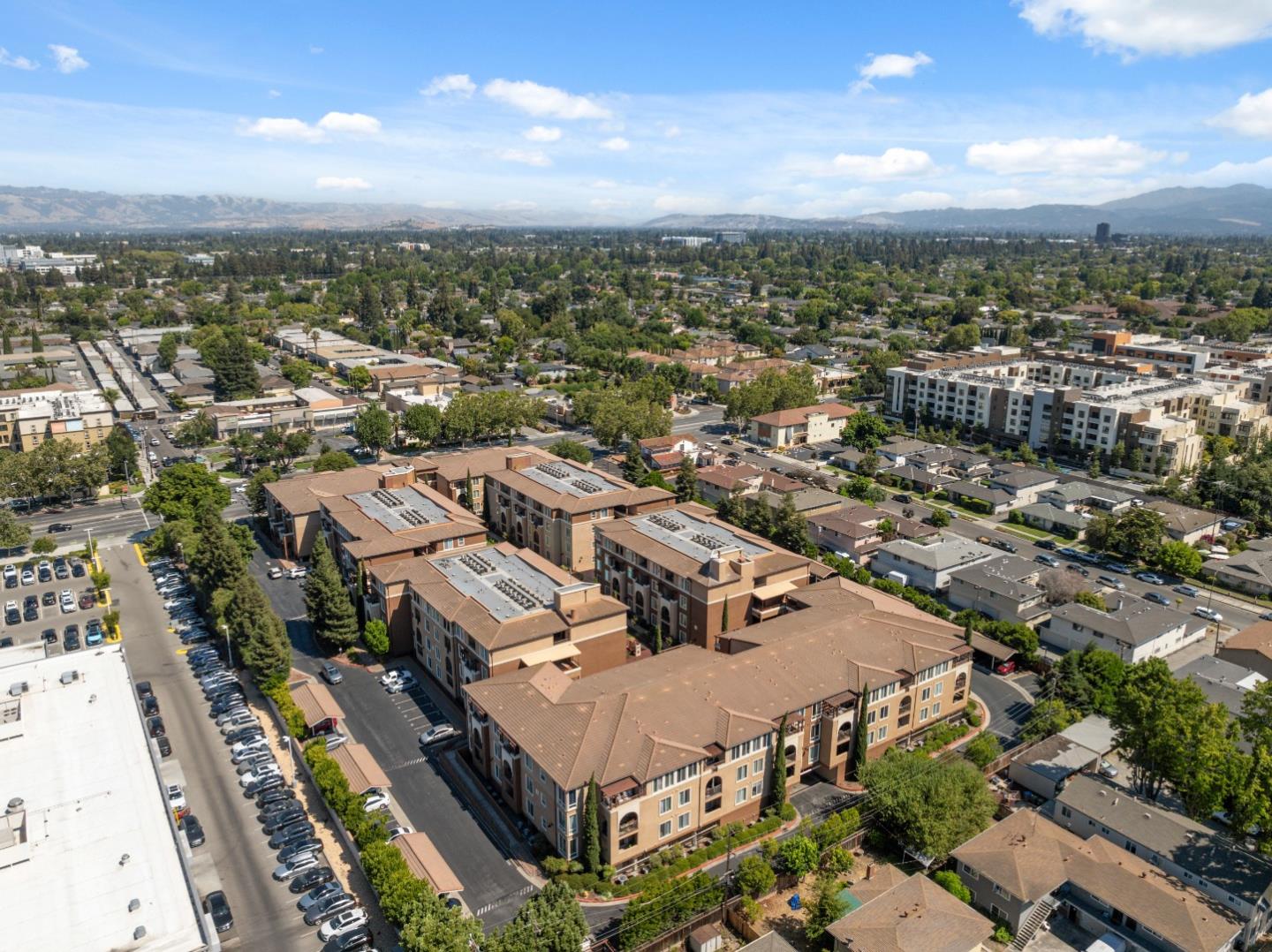 Detail Gallery Image 40 of 42 For 801 S Winchester Blvd #2402,  San Jose,  CA 95128 - 2 Beds | 2 Baths
