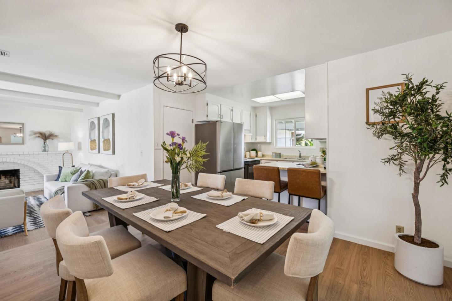 Detail Gallery Image 6 of 19 For 2864 Haughton Dr, San Jose,  CA 95148 - 3 Beds | 2 Baths