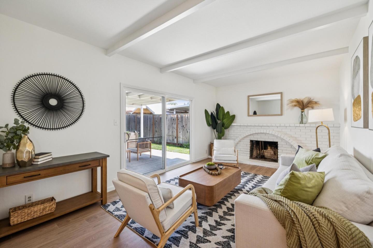 Detail Gallery Image 9 of 19 For 2864 Haughton Dr, San Jose,  CA 95148 - 3 Beds | 2 Baths