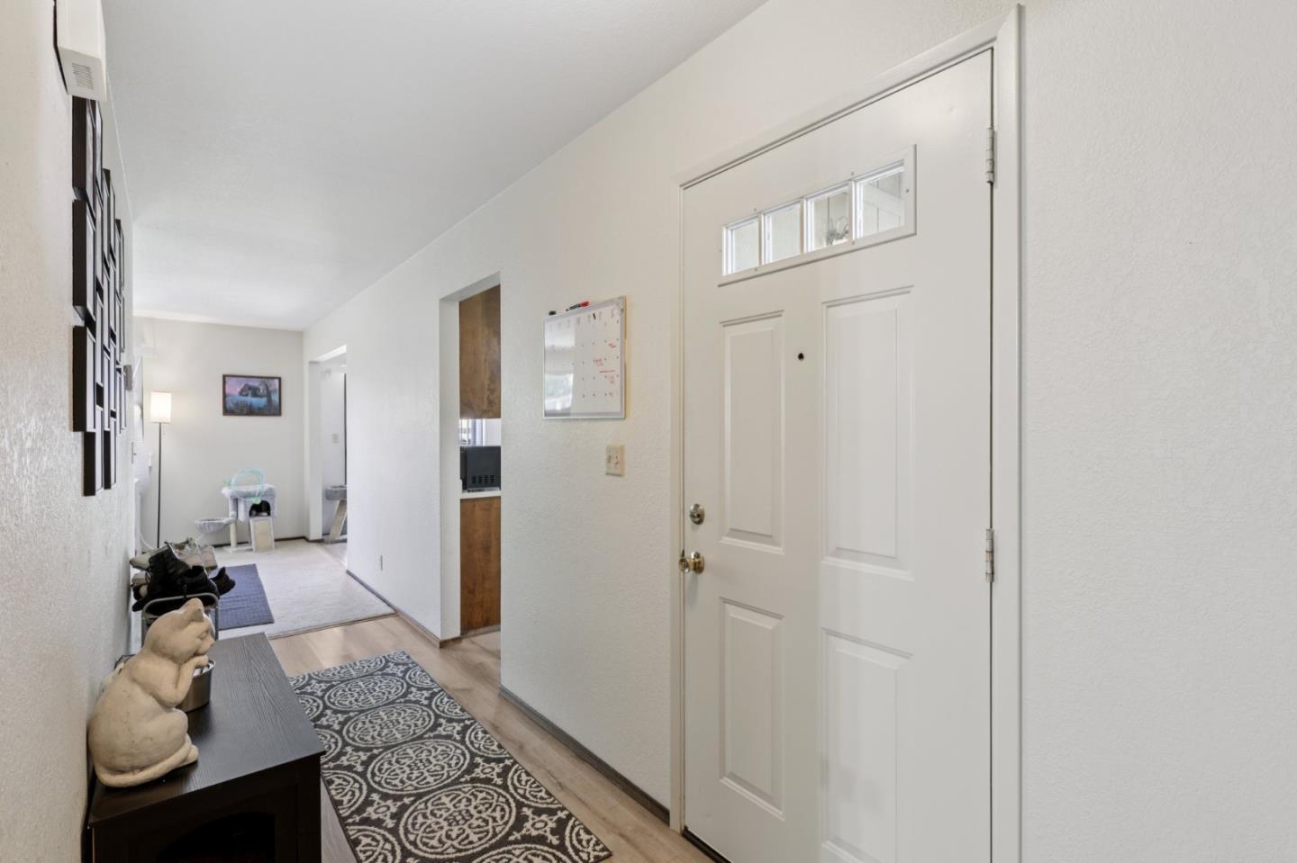 Detail Gallery Image 15 of 46 For 880 Apricot Ln, Hollister,  CA 95023 - – Beds | – Baths