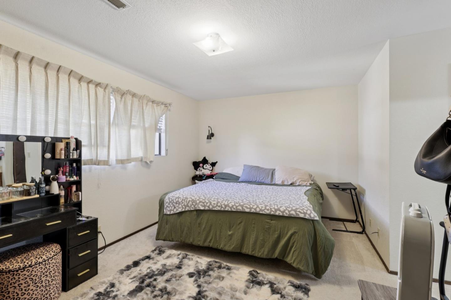 Detail Gallery Image 20 of 46 For 880 Apricot Ln, Hollister,  CA 95023 - – Beds | – Baths