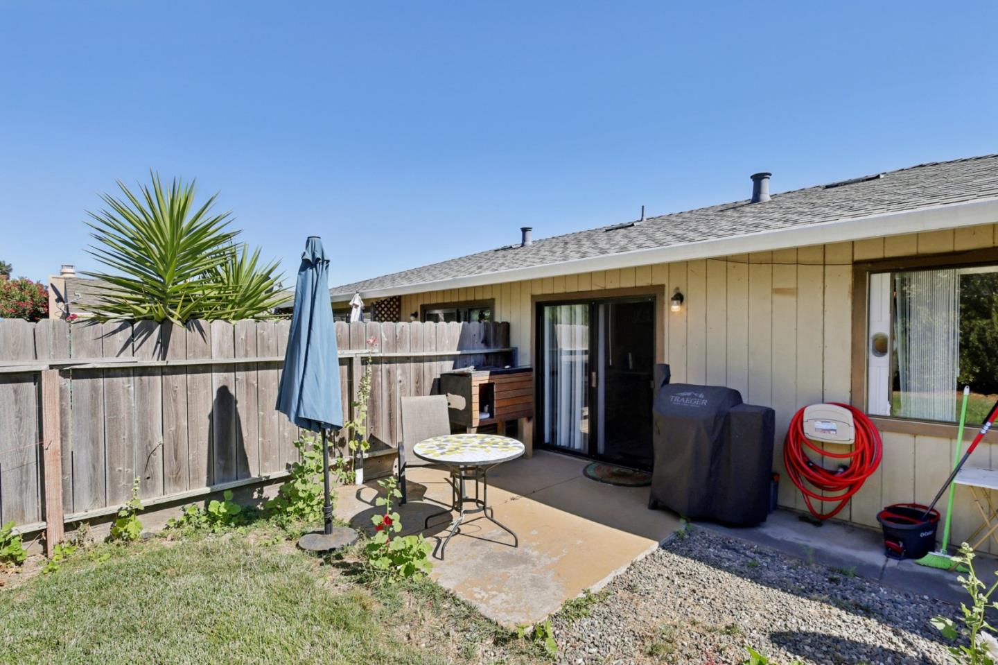 Detail Gallery Image 24 of 46 For 880 Apricot Ln, Hollister,  CA 95023 - – Beds | – Baths