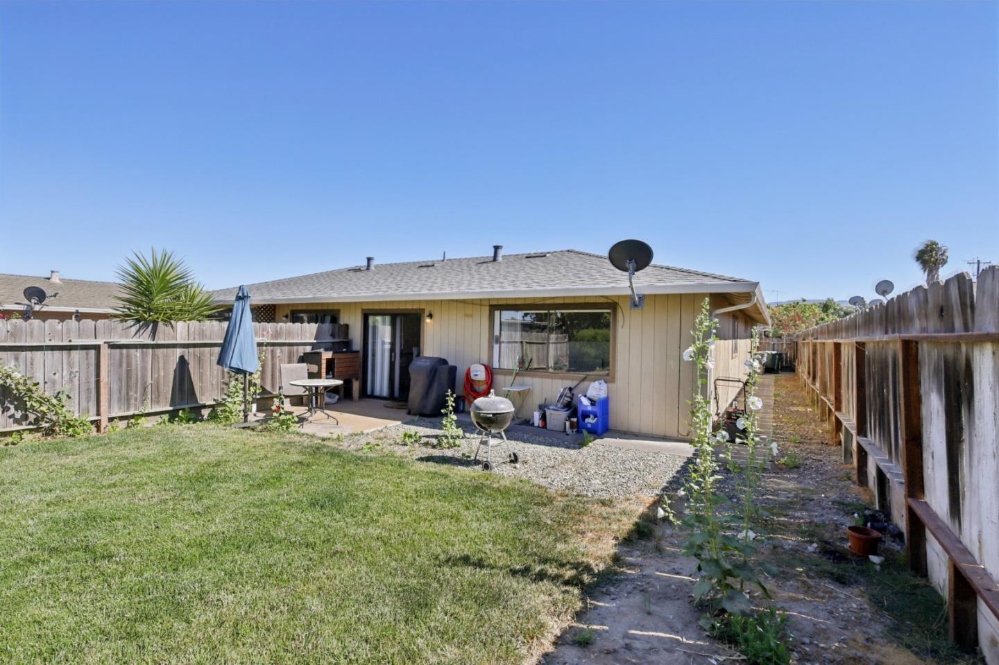 Detail Gallery Image 26 of 46 For 880 Apricot Ln, Hollister,  CA 95023 - – Beds | – Baths