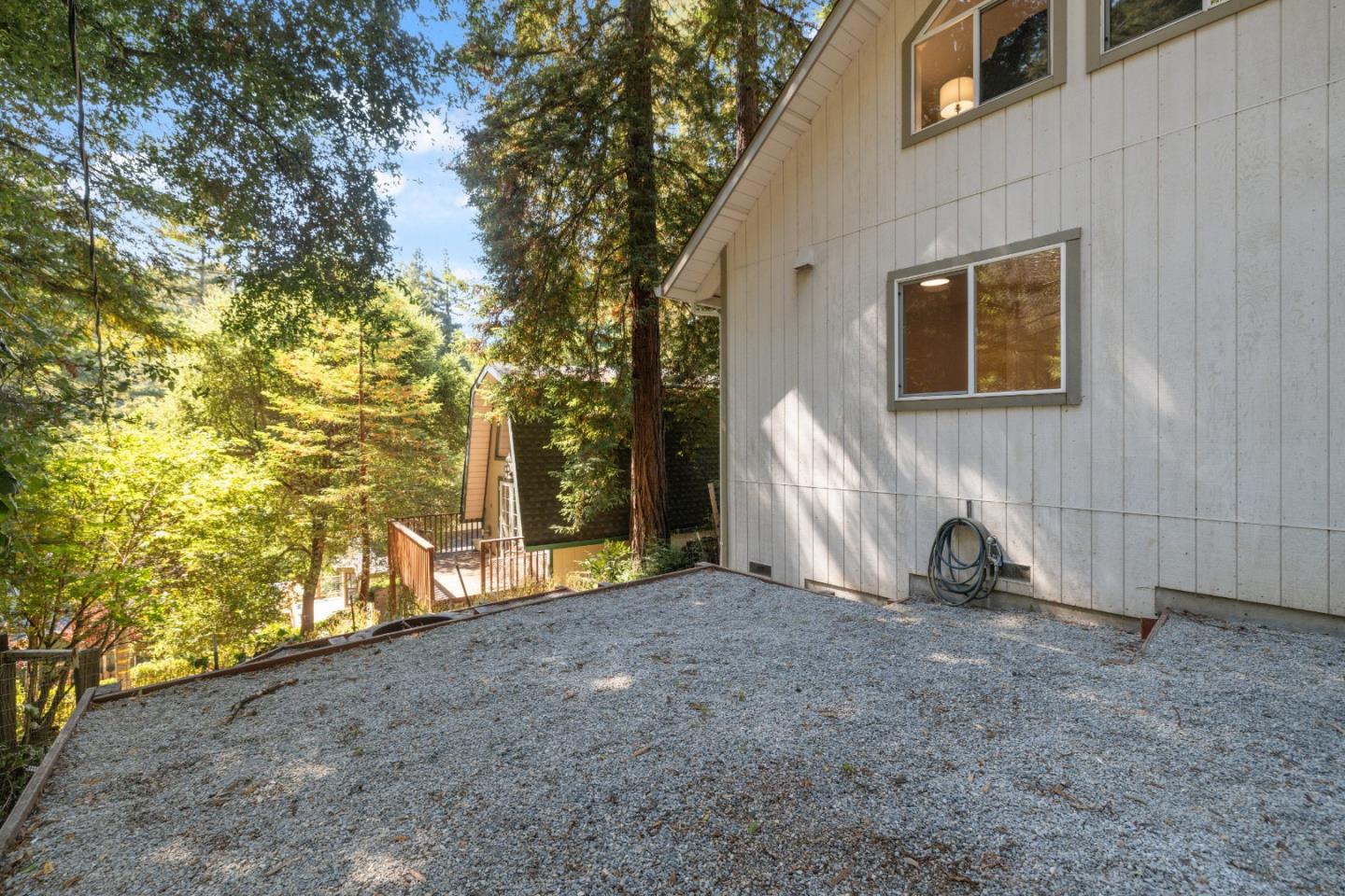 Detail Gallery Image 40 of 73 For 325 Fireside Rd, Boulder Creek,  CA 95006 - 2 Beds | 2 Baths