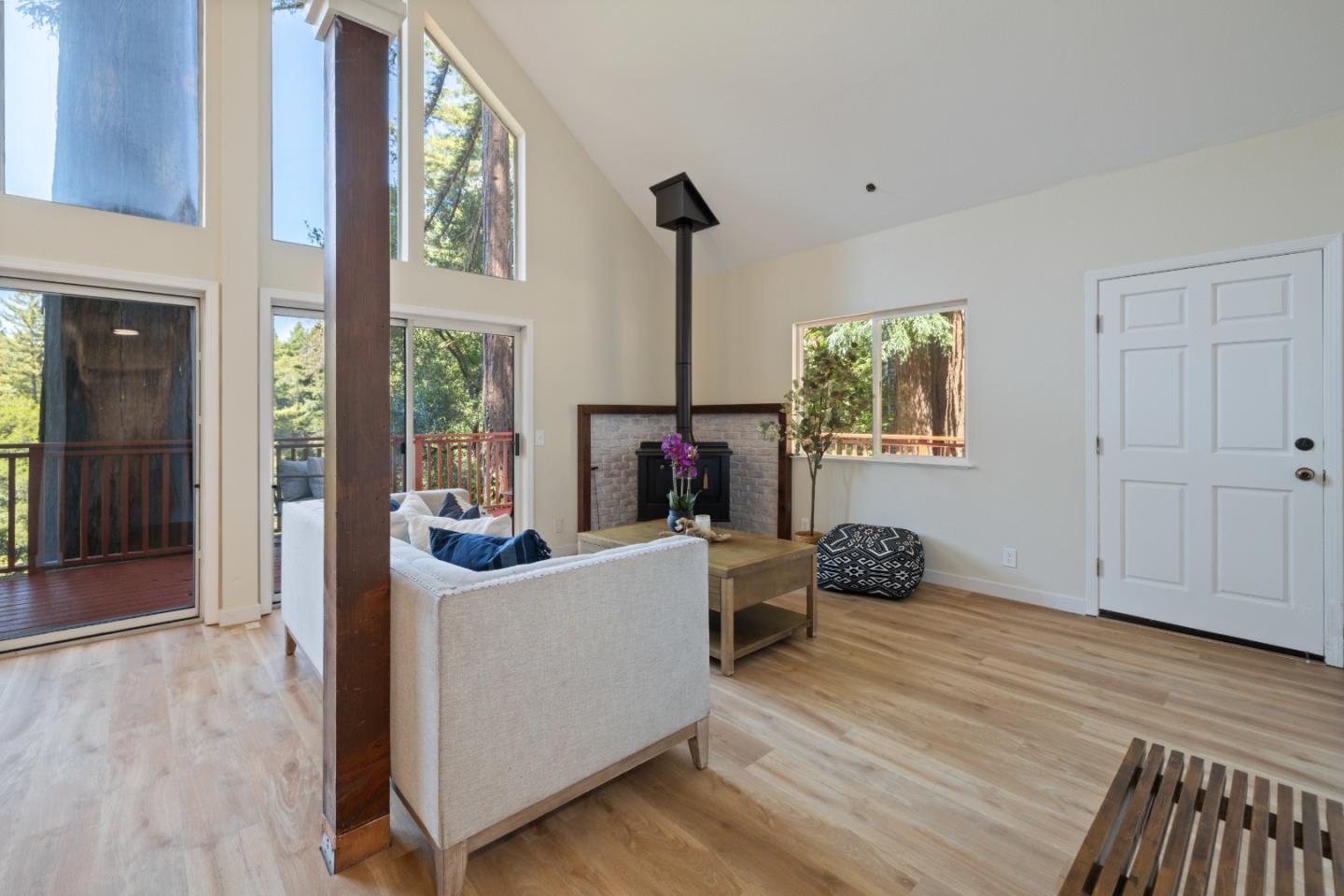 Detail Gallery Image 8 of 73 For 325 Fireside Rd, Boulder Creek,  CA 95006 - 2 Beds | 2 Baths