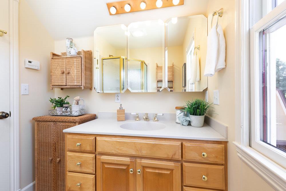 Detail Gallery Image 22 of 44 For 328 Stanford Ave, Santa Cruz,  CA 95062 - 3 Beds | 2/1 Baths