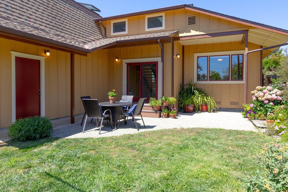 Detail Gallery Image 34 of 44 For 328 Stanford Ave, Santa Cruz,  CA 95062 - 3 Beds | 2/1 Baths