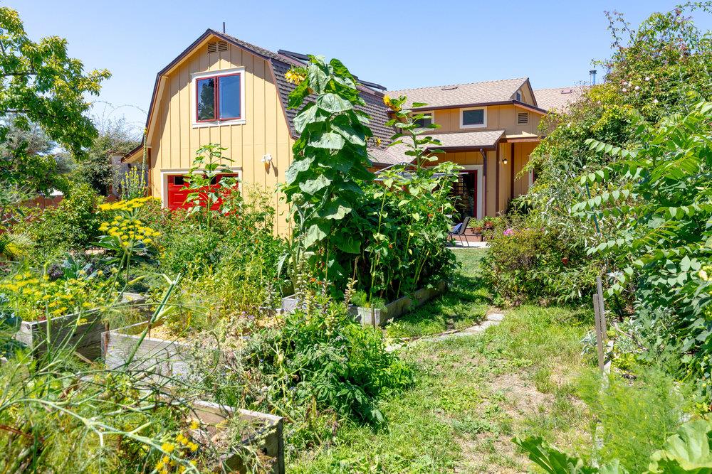 Detail Gallery Image 39 of 44 For 328 Stanford Ave, Santa Cruz,  CA 95062 - 3 Beds | 2/1 Baths