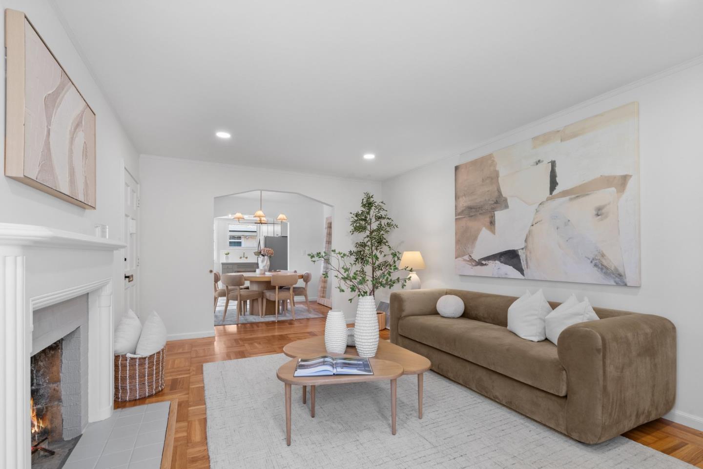 Detail Gallery Image 11 of 53 For 2270 Walnut Grove Ave, San Jose,  CA 95128 - 3 Beds | 1 Baths