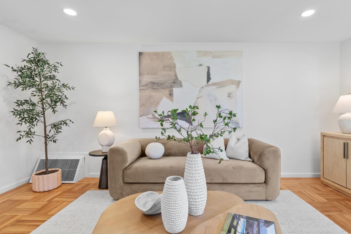 Detail Gallery Image 12 of 53 For 2270 Walnut Grove Ave, San Jose,  CA 95128 - 3 Beds | 1 Baths