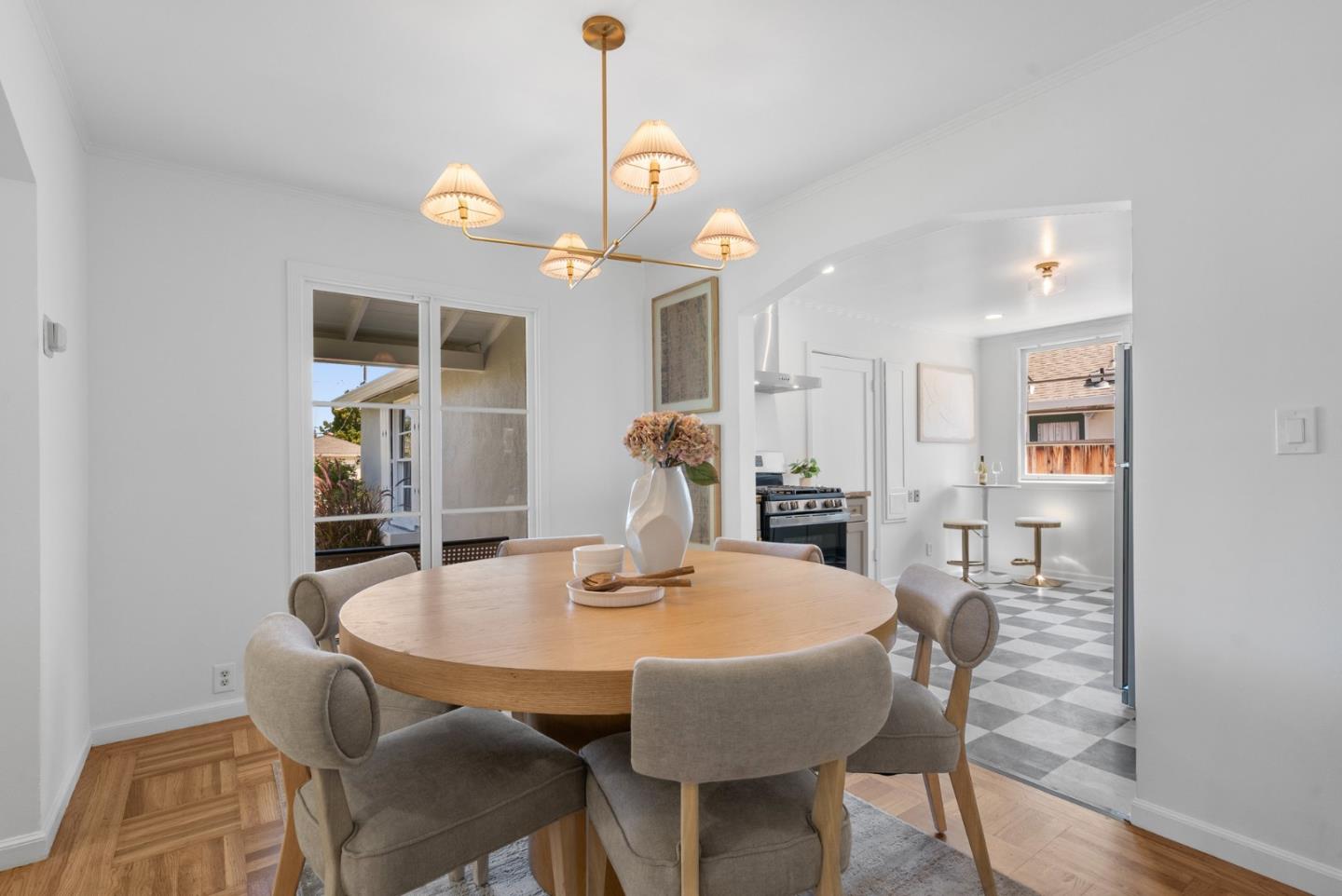 Detail Gallery Image 16 of 53 For 2270 Walnut Grove Ave, San Jose,  CA 95128 - 3 Beds | 1 Baths