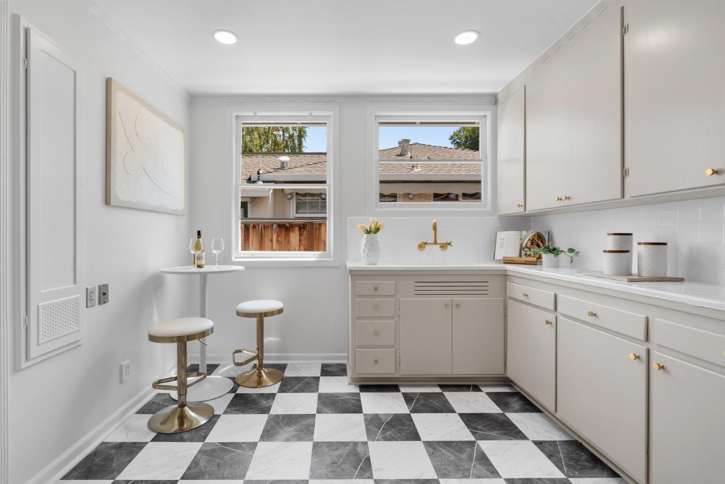 Detail Gallery Image 20 of 53 For 2270 Walnut Grove Ave, San Jose,  CA 95128 - 3 Beds | 1 Baths