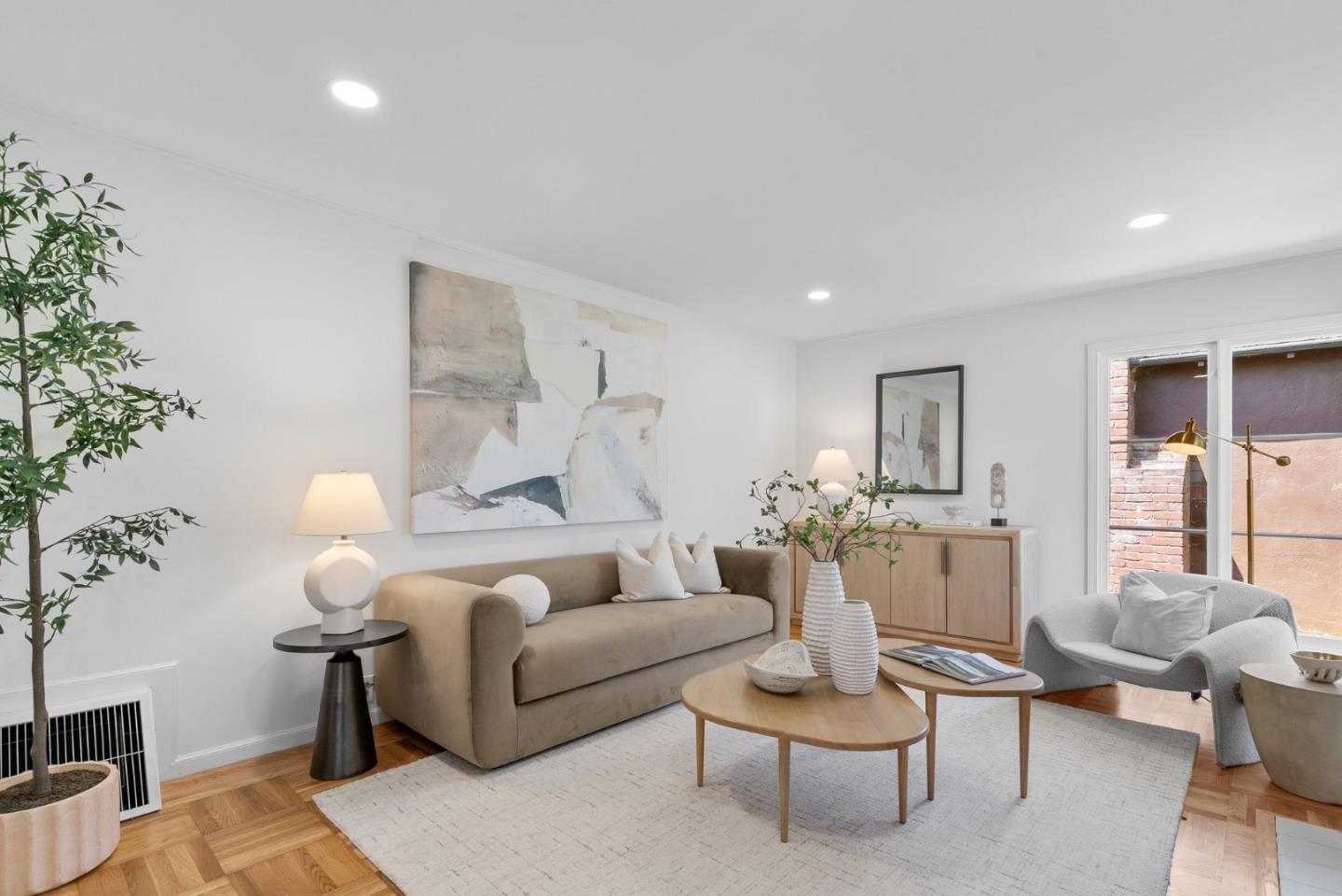 Detail Gallery Image 6 of 53 For 2270 Walnut Grove Ave, San Jose,  CA 95128 - 3 Beds | 1 Baths