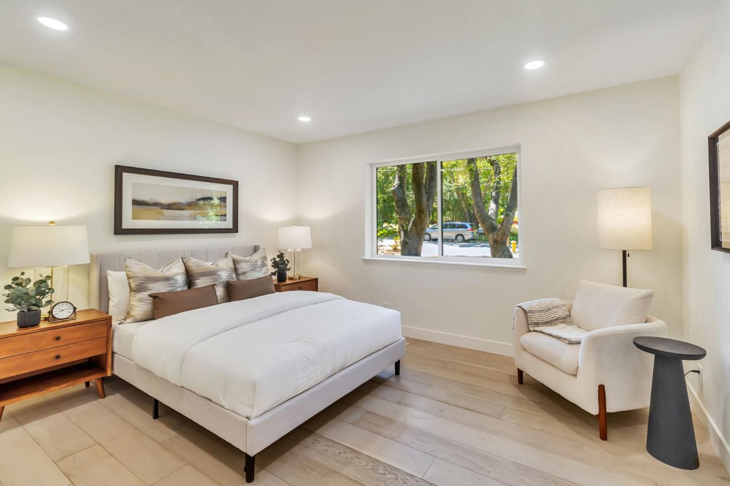 Detail Gallery Image 33 of 66 For 240 Willowbrook Dr, Portola Valley,  CA 94028 - 4 Beds | 2/1 Baths