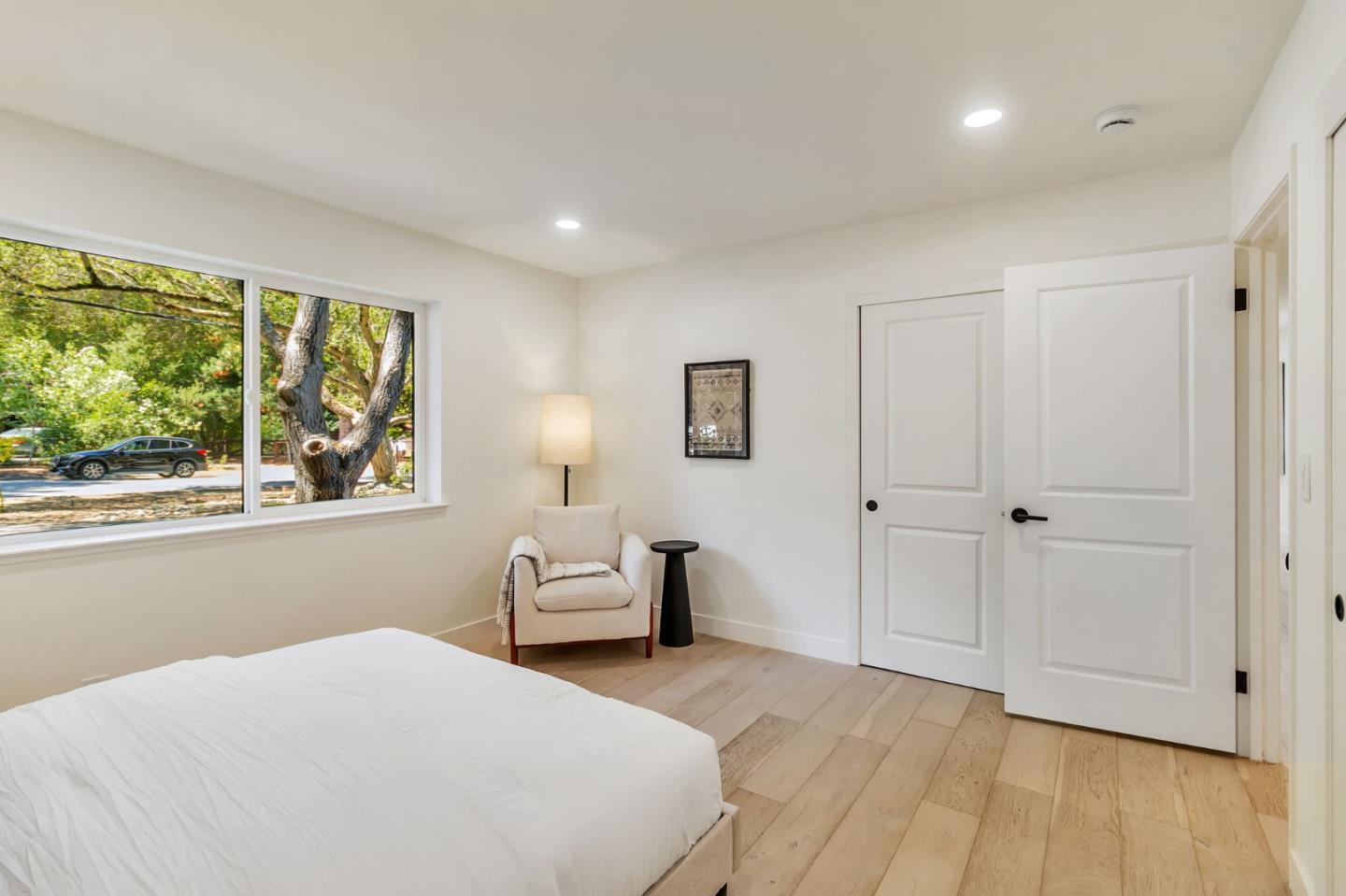 Detail Gallery Image 34 of 66 For 240 Willowbrook Dr, Portola Valley,  CA 94028 - 4 Beds | 2/1 Baths