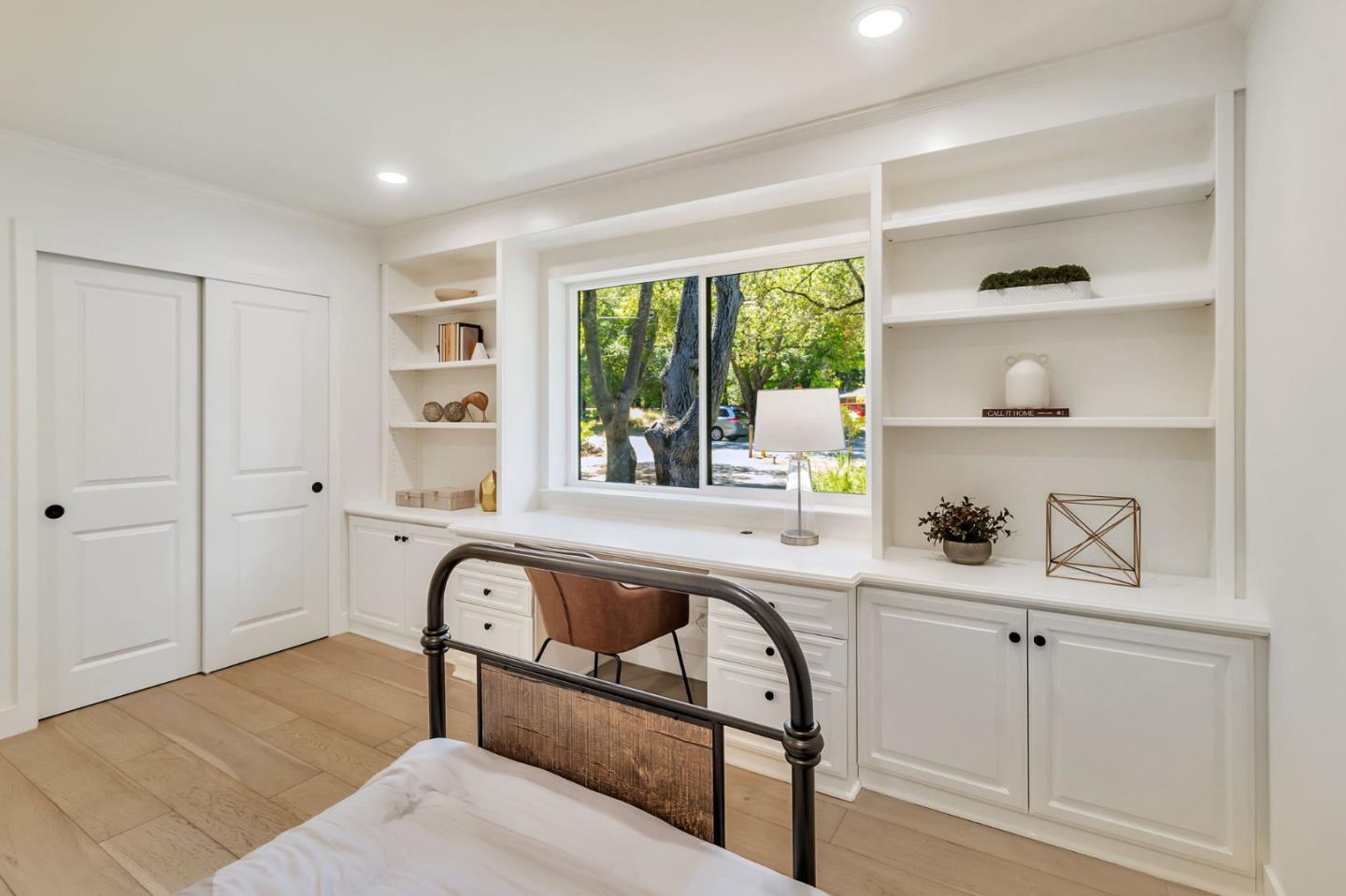 Detail Gallery Image 36 of 66 For 240 Willowbrook Dr, Portola Valley,  CA 94028 - 4 Beds | 2/1 Baths