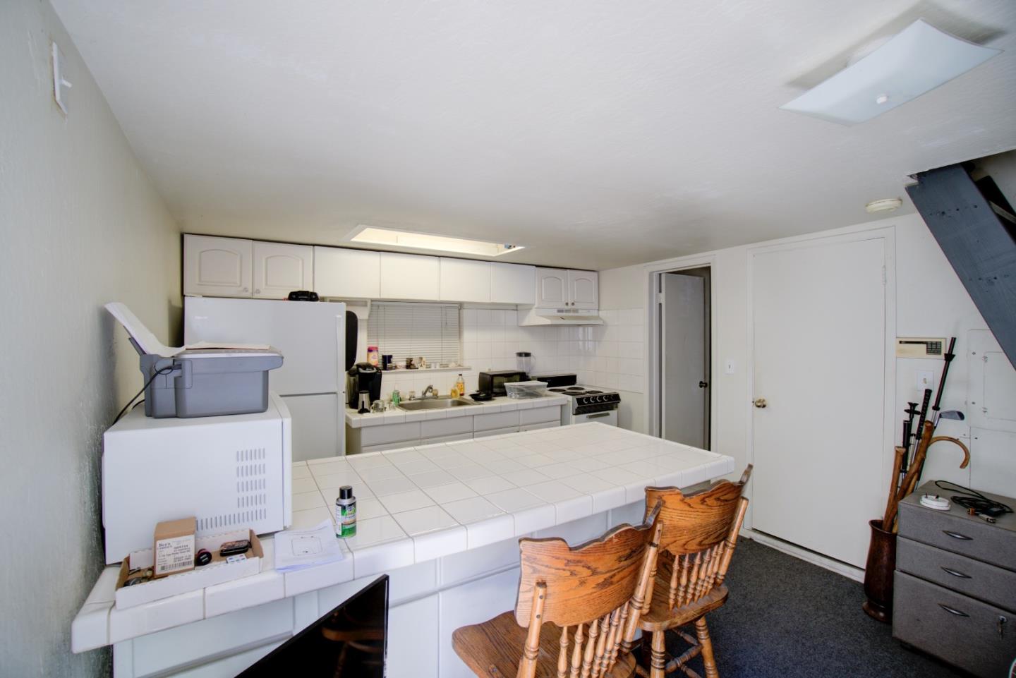 Detail Gallery Image 5 of 8 For 101 S 28th St, San Jose,  CA 95116 - 2 Beds | 1 Baths