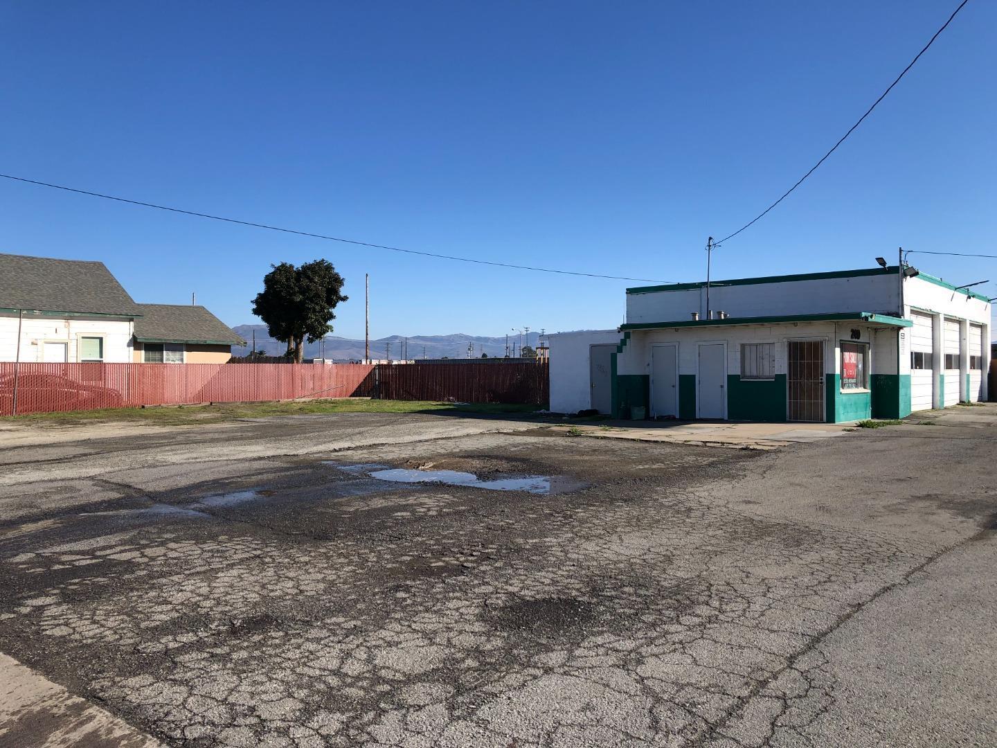 240 West Market Street, Salinas, CA, 93901