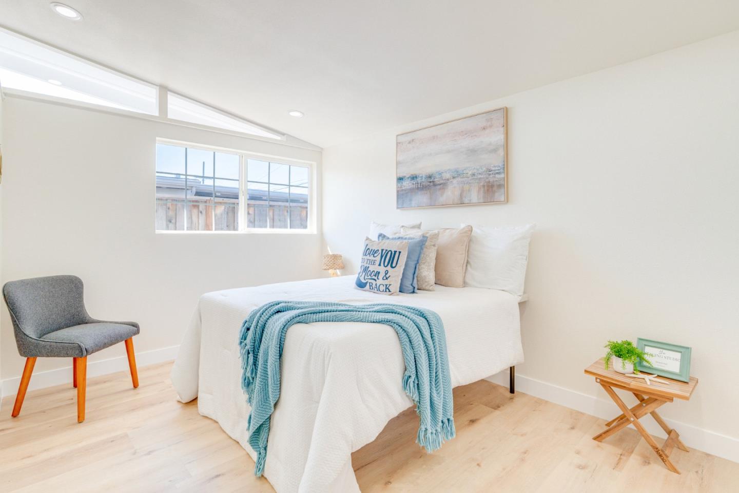 Detail Gallery Image 10 of 22 For 27846 Dolphin Ln, Hayward,  CA 94545 - 3 Beds | 2 Baths