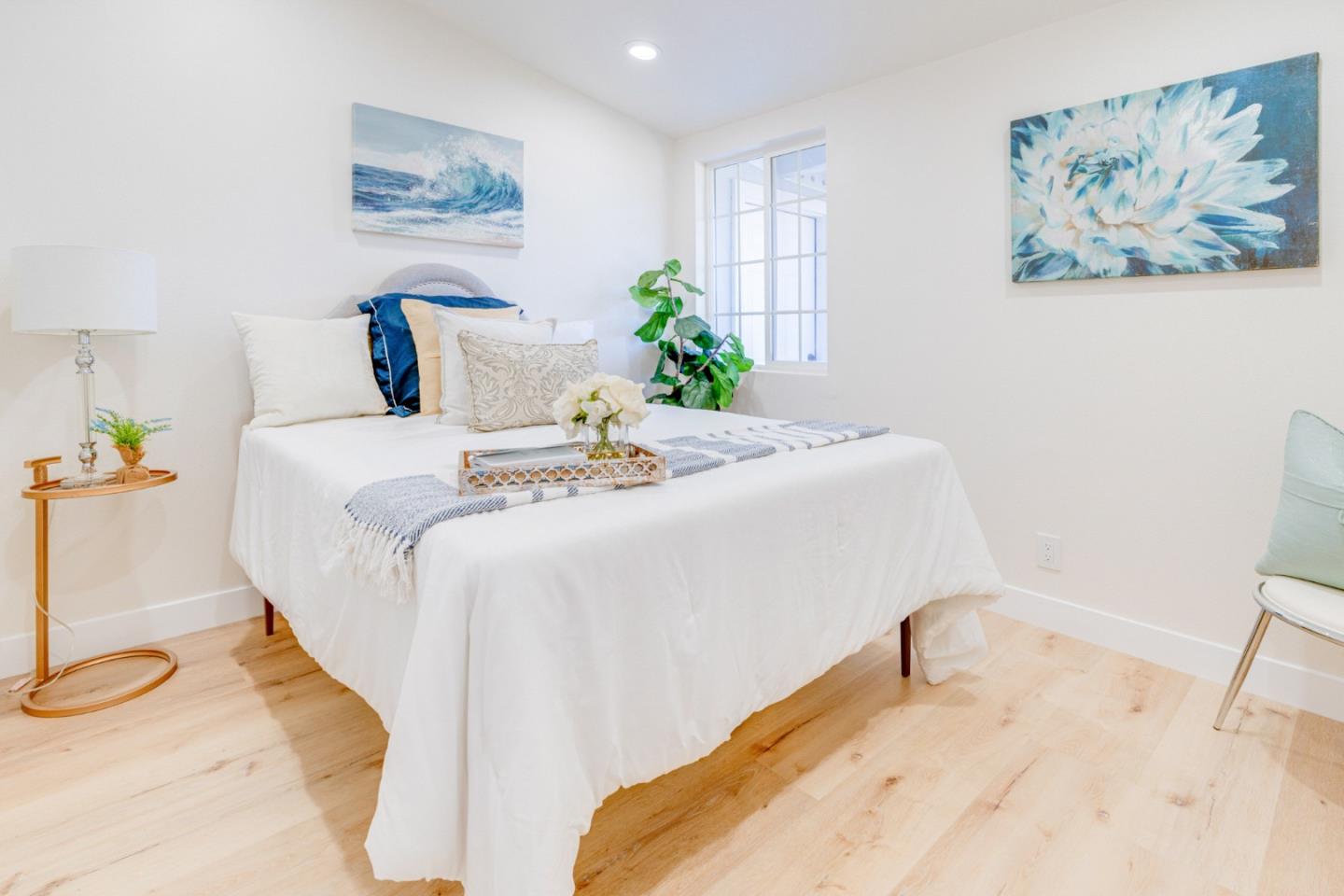 Detail Gallery Image 8 of 22 For 27846 Dolphin Ln, Hayward,  CA 94545 - 3 Beds | 2 Baths