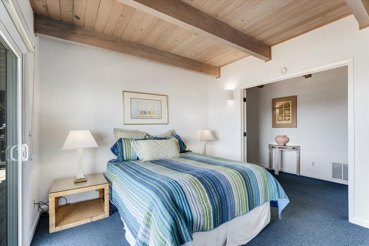 Detail Gallery Image 10 of 51 For 617 Beach Dr, Aptos,  CA 95003 - 4 Beds | 2/1 Baths