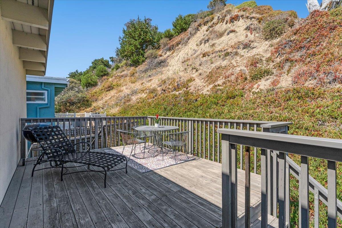 Detail Gallery Image 37 of 51 For 617 Beach Dr, Aptos,  CA 95003 - 4 Beds | 2/1 Baths
