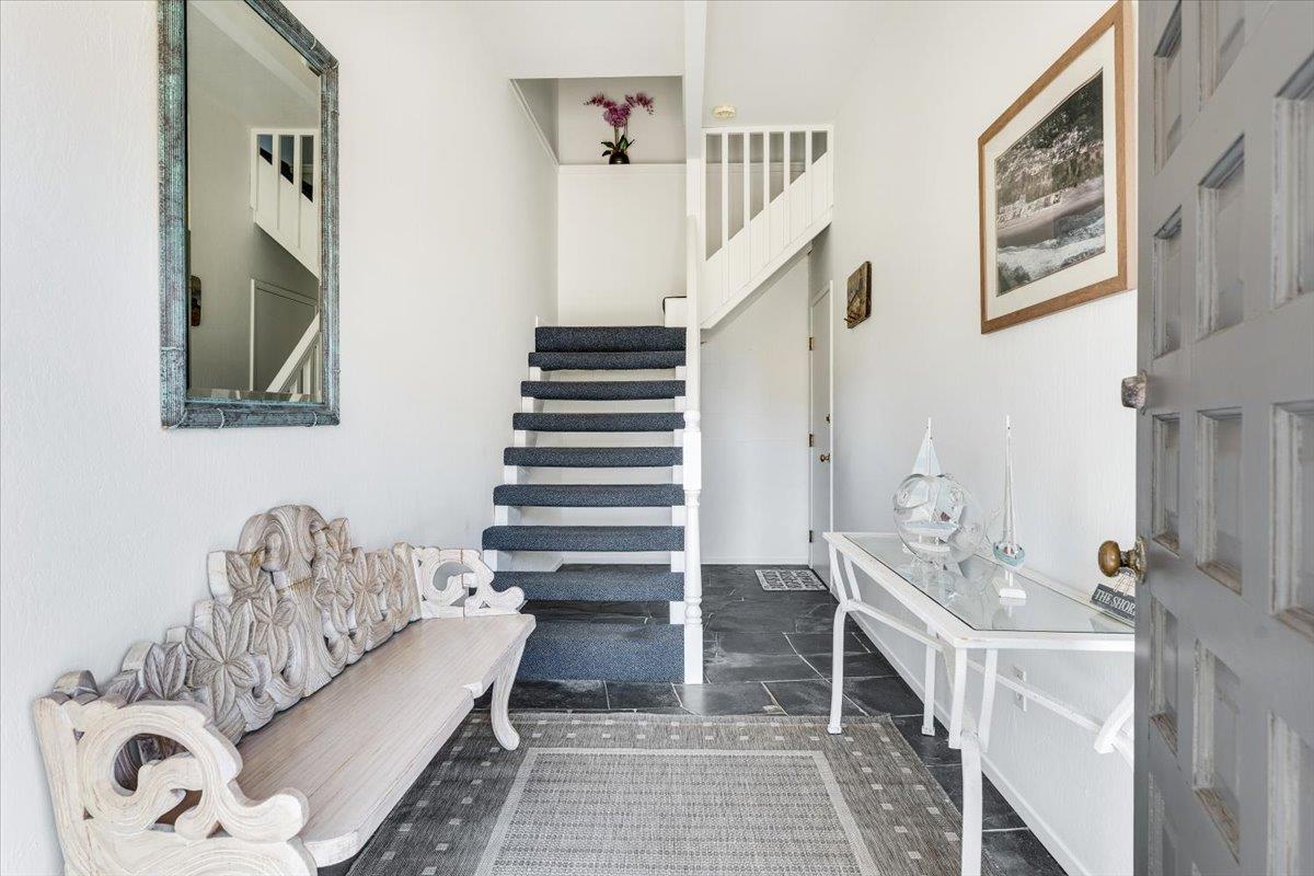 Detail Gallery Image 4 of 51 For 617 Beach Dr, Aptos,  CA 95003 - 4 Beds | 2/1 Baths