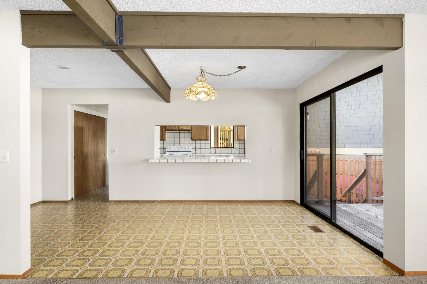 Detail Gallery Image 11 of 13 For 125 Moran Way, Santa Cruz,  CA 95062 - 3 Beds | 2 Baths