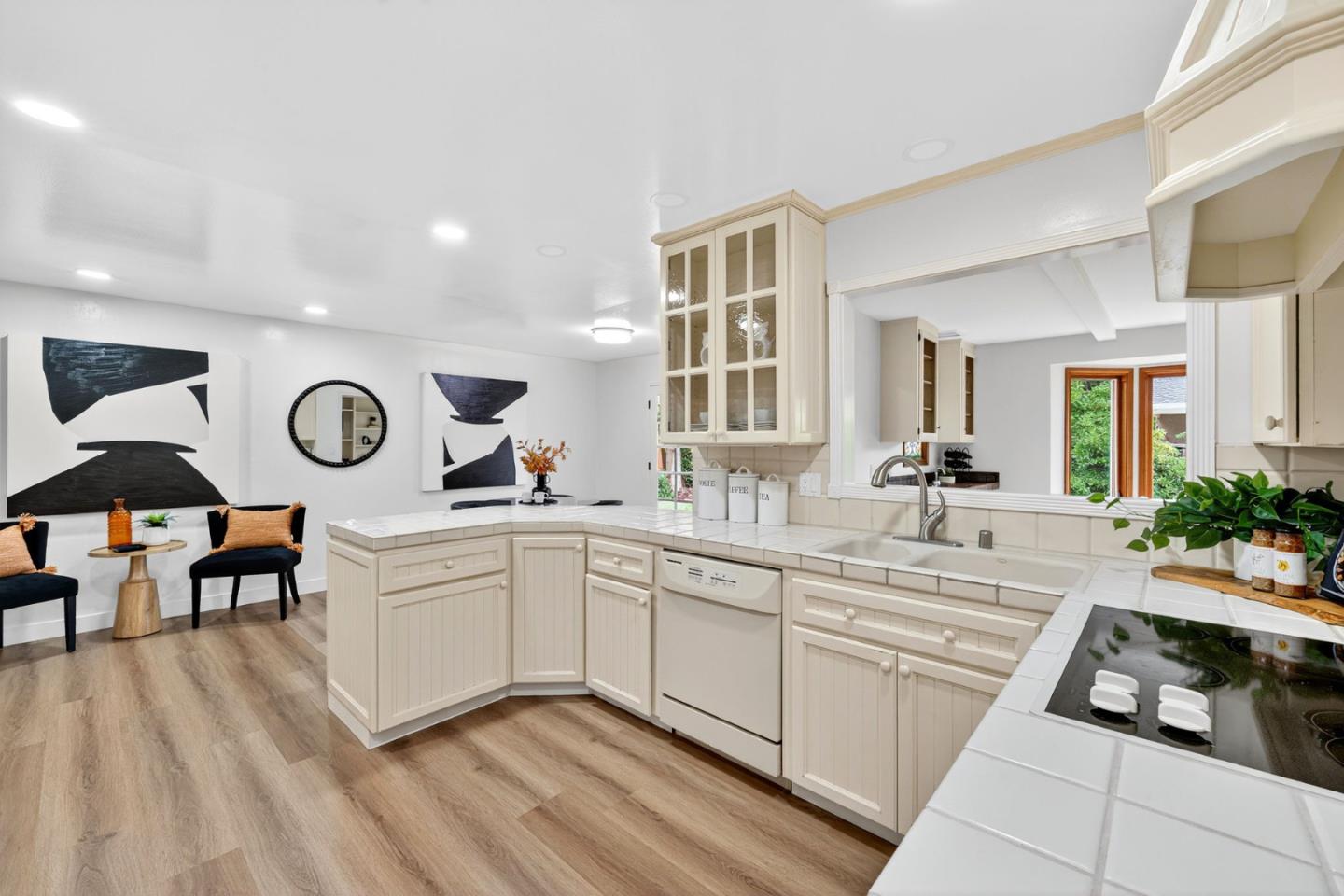 Detail Gallery Image 12 of 41 For 6803 Lenwood Way, San Jose,  CA 95120 - 3 Beds | 2 Baths