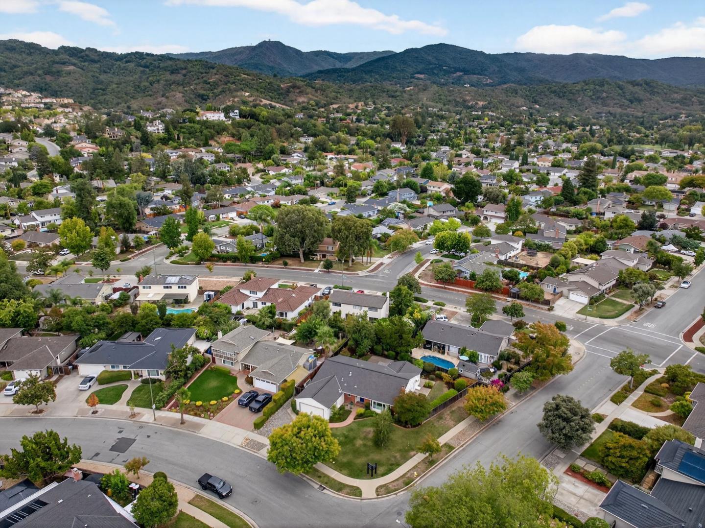 Detail Gallery Image 33 of 41 For 6803 Lenwood Way, San Jose,  CA 95120 - 3 Beds | 2 Baths