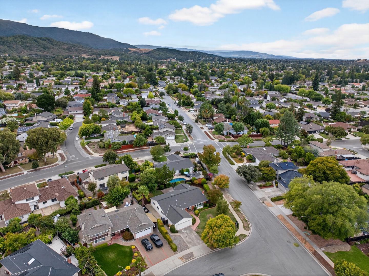 Detail Gallery Image 34 of 41 For 6803 Lenwood Way, San Jose,  CA 95120 - 3 Beds | 2 Baths