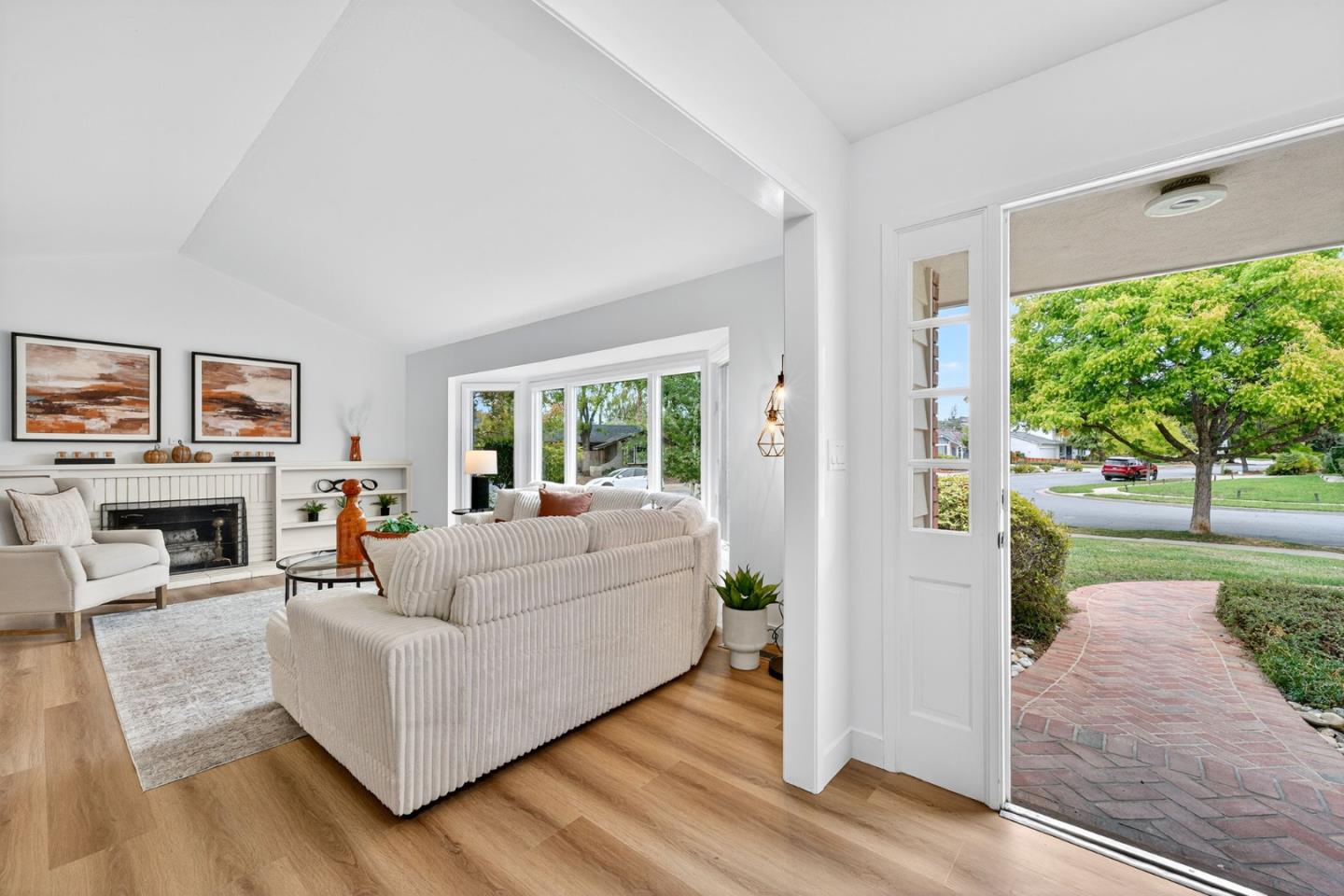 Detail Gallery Image 5 of 41 For 6803 Lenwood Way, San Jose,  CA 95120 - 3 Beds | 2 Baths